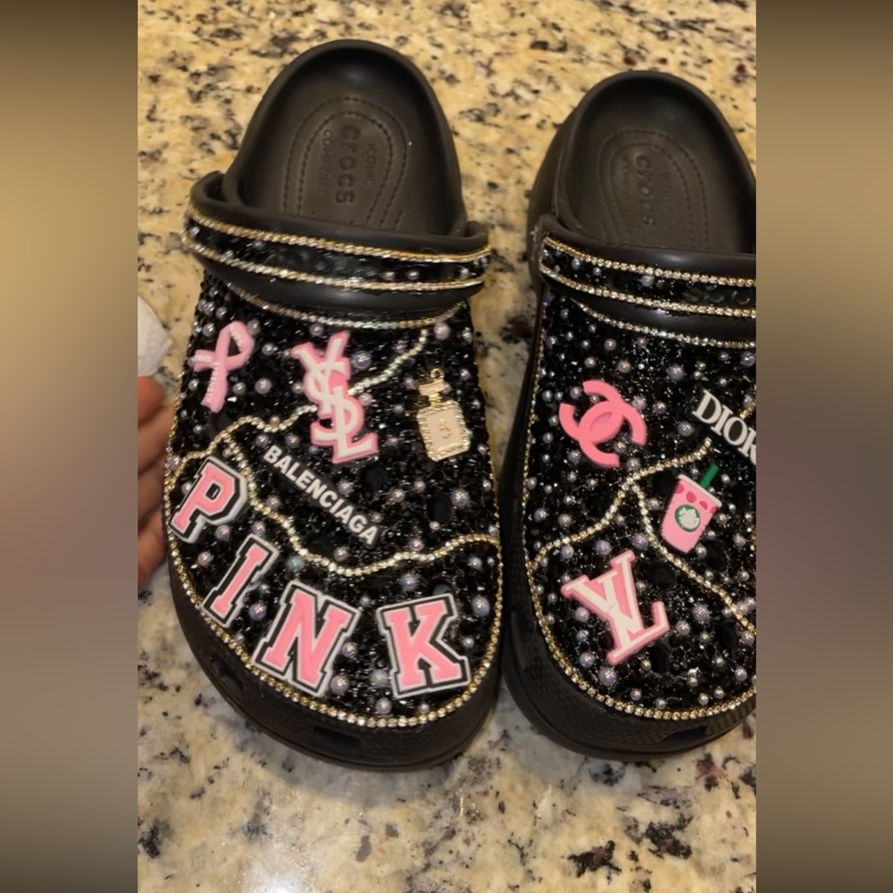Custom crocs - Picture 6 of 11